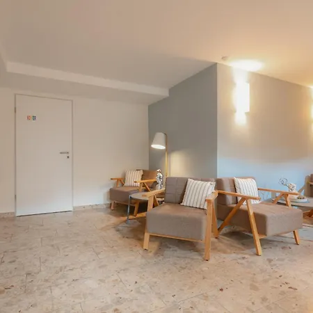 Haus Bielefeld 35 *